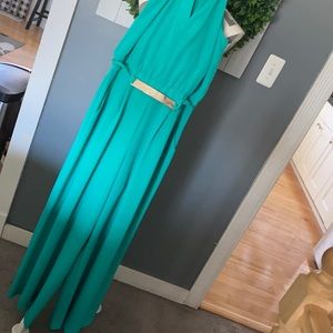 VINCE CAMUTO GREEN JUMPSUIT